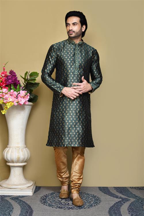 https://media.vinhemfashion.com/Images/RajsahiVol6AVLS5799OC3Q75KYE/image/designer